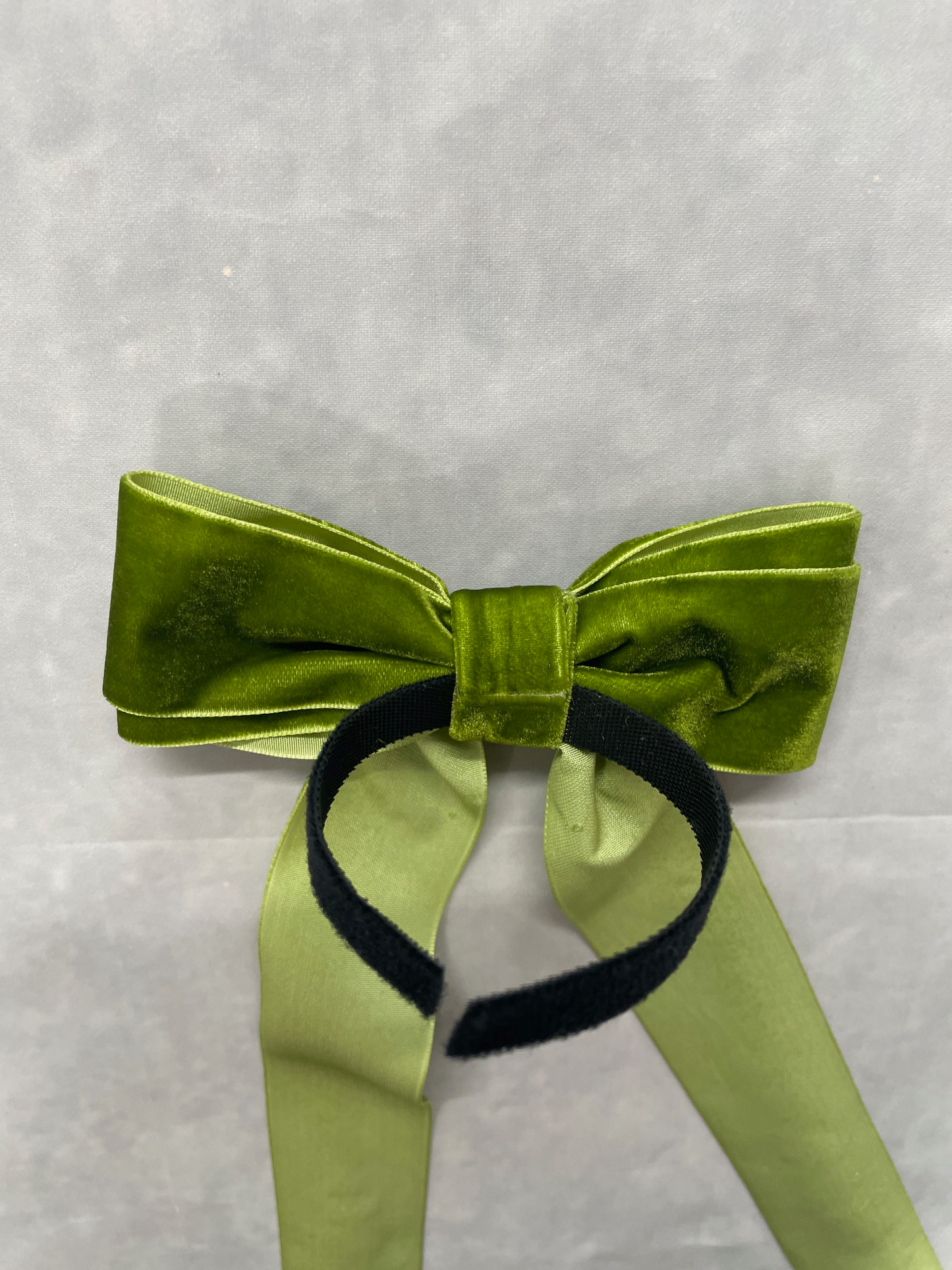 Luxury Personalised Velvet Bow aisle Décor | Wedding aisle markers | Unique Wedding décor | Multiple Colours Available