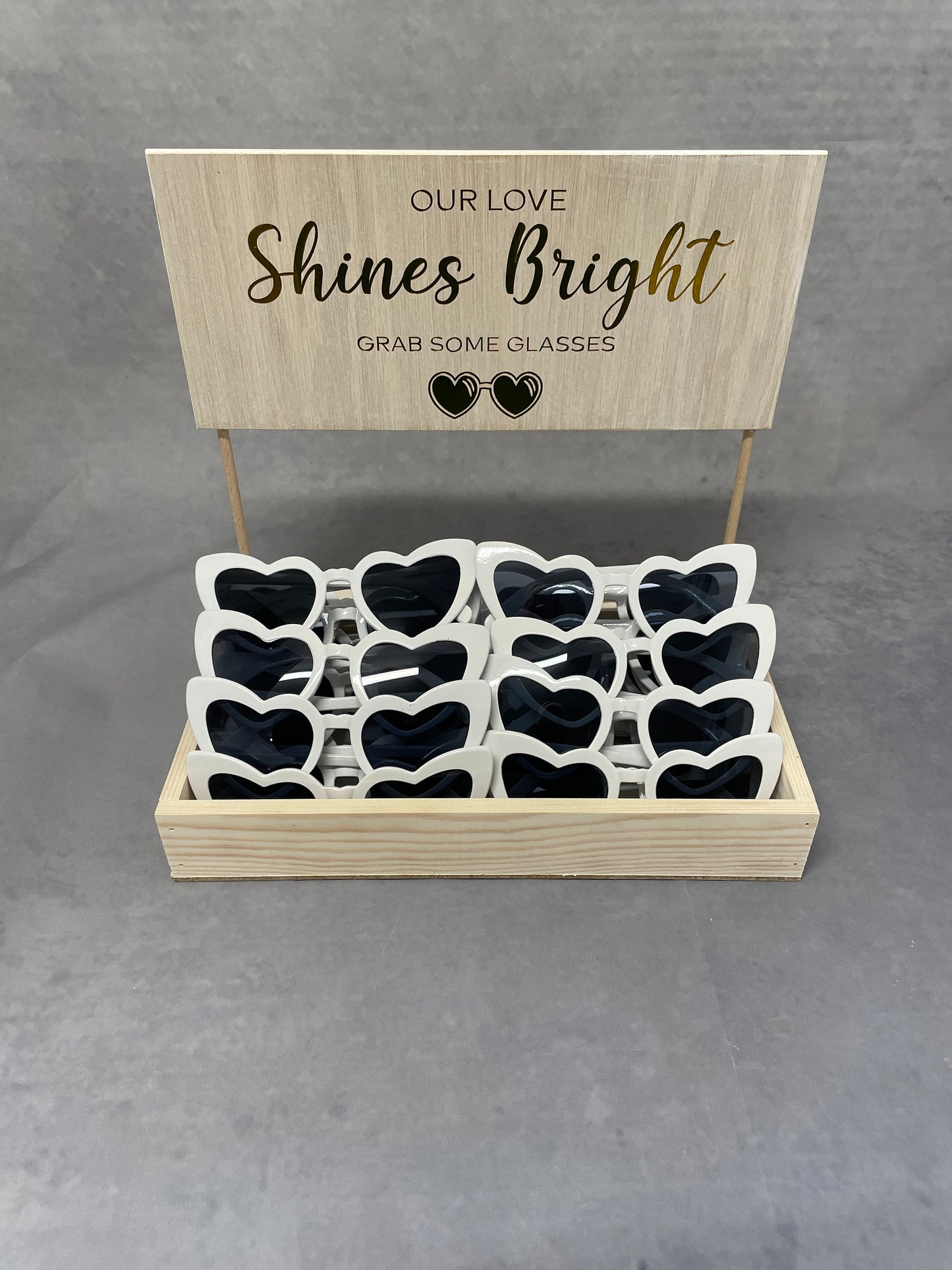 Wedding sunglasses & Crate Set | Custom Wedding Crate | Rustic Wedding Décor | Heart Shape sunglasses | Destination Wedding Favours