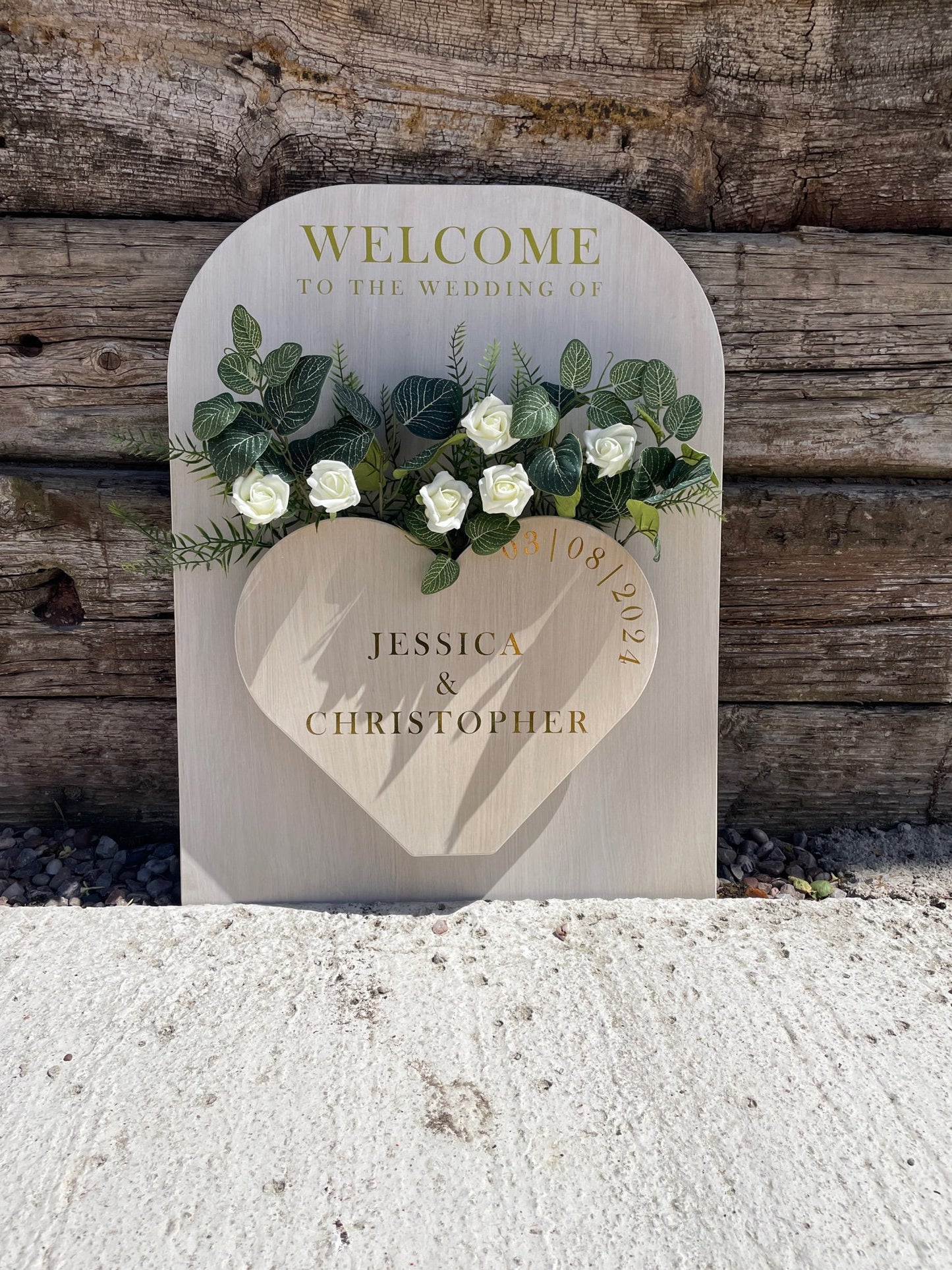 Personalised Floral Wedding Welcome Sign | Custom flower-box wedding sign | Freestanding Welcome To Our Wedding Sign.