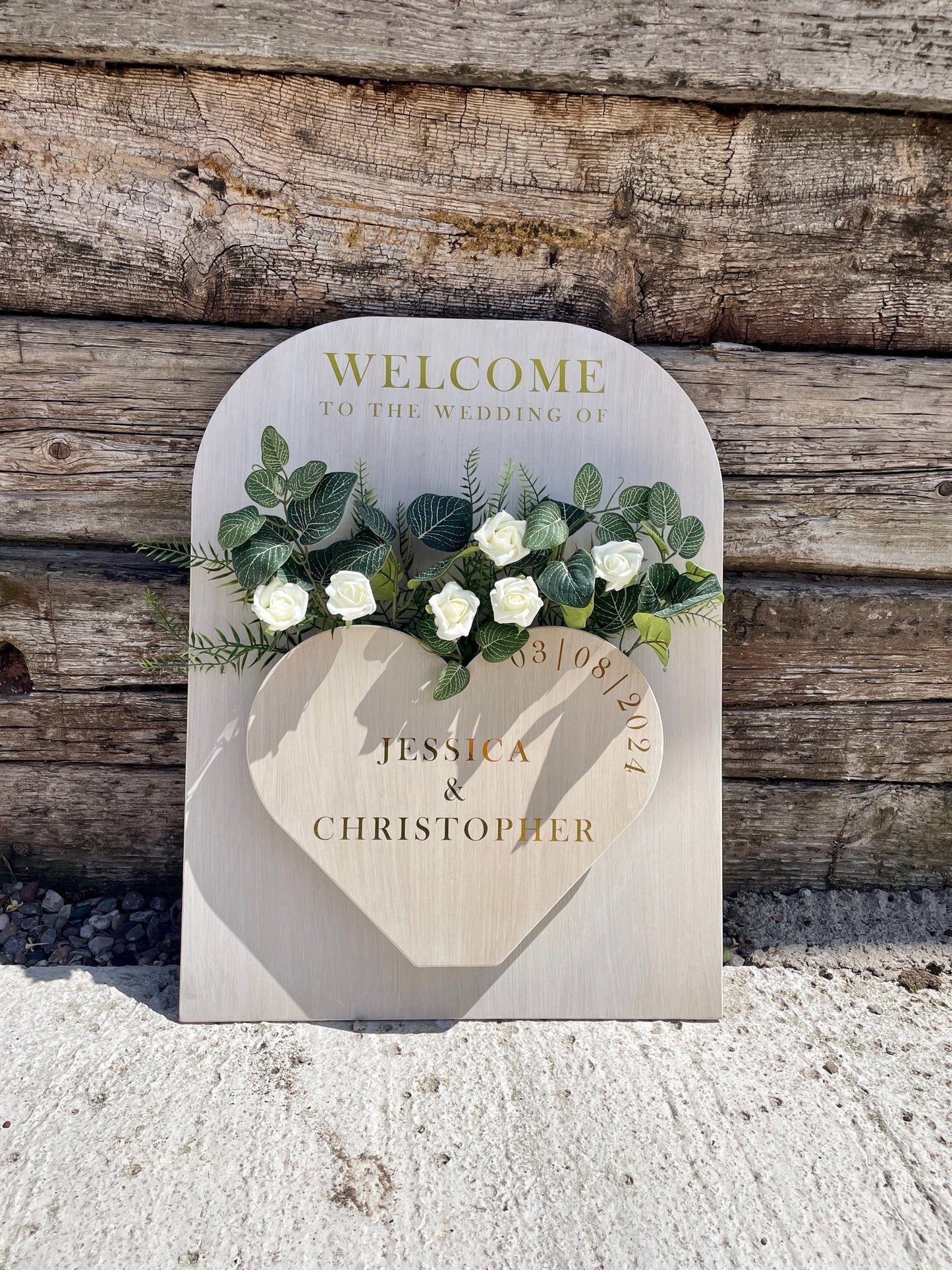 Personalised Floral Wedding Welcome Sign | Custom flower-box wedding sign | Freestanding Welcome To Our Wedding Sign.