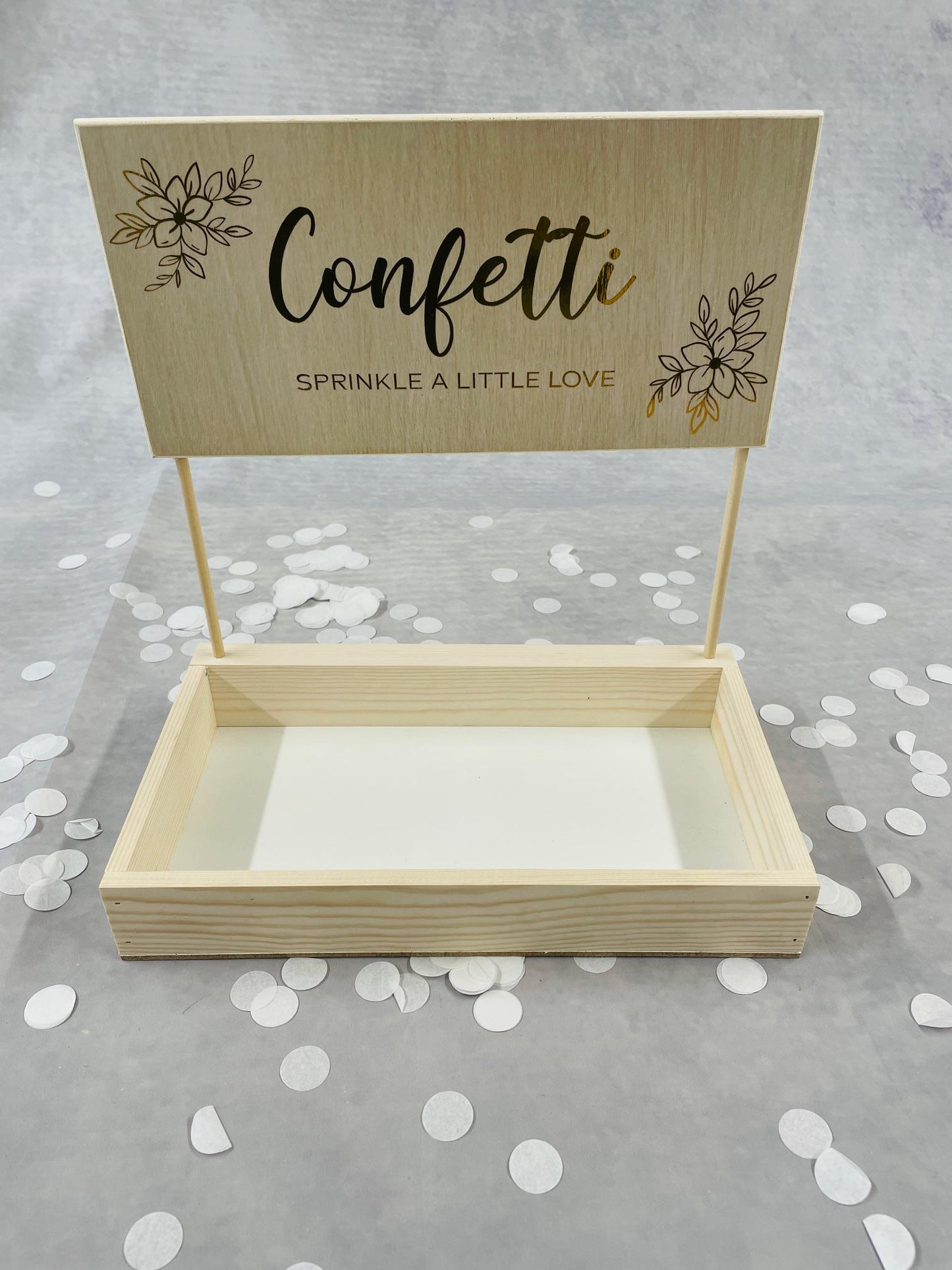 Wedding Confetti & Crate Set | Custom Gold foil Wedding Confetti bags and display crate | Rustic Wedding |  Personalised Pre-Filled Confetti