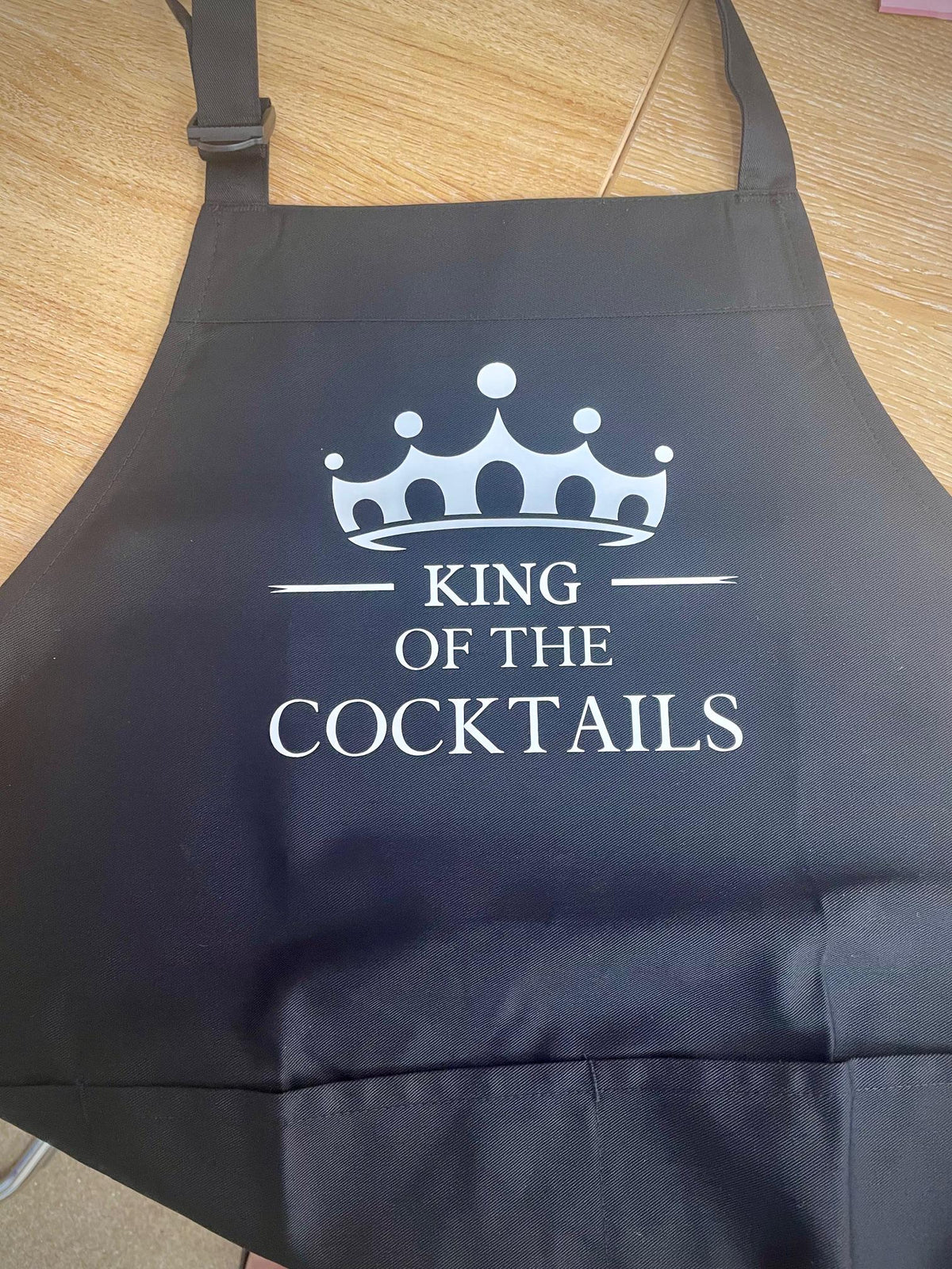 King/Queen of Cocktails Apron: Home Bar Gift